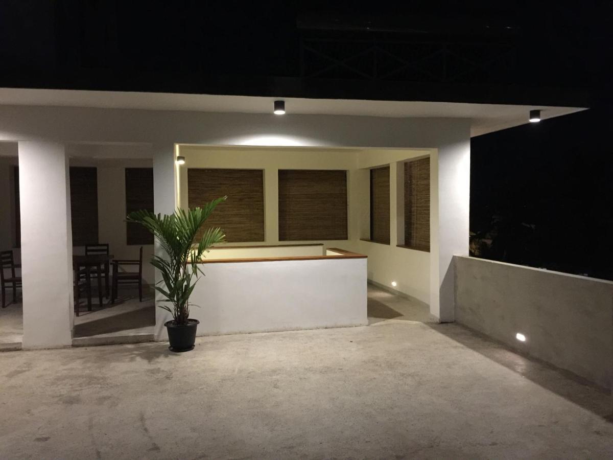 Sayura House Otel Kolombo Dış mekan fotoğraf