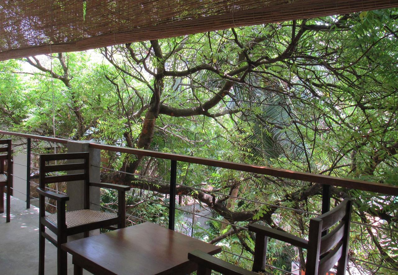 Sayura House Otel Kolombo Dış mekan fotoğraf
