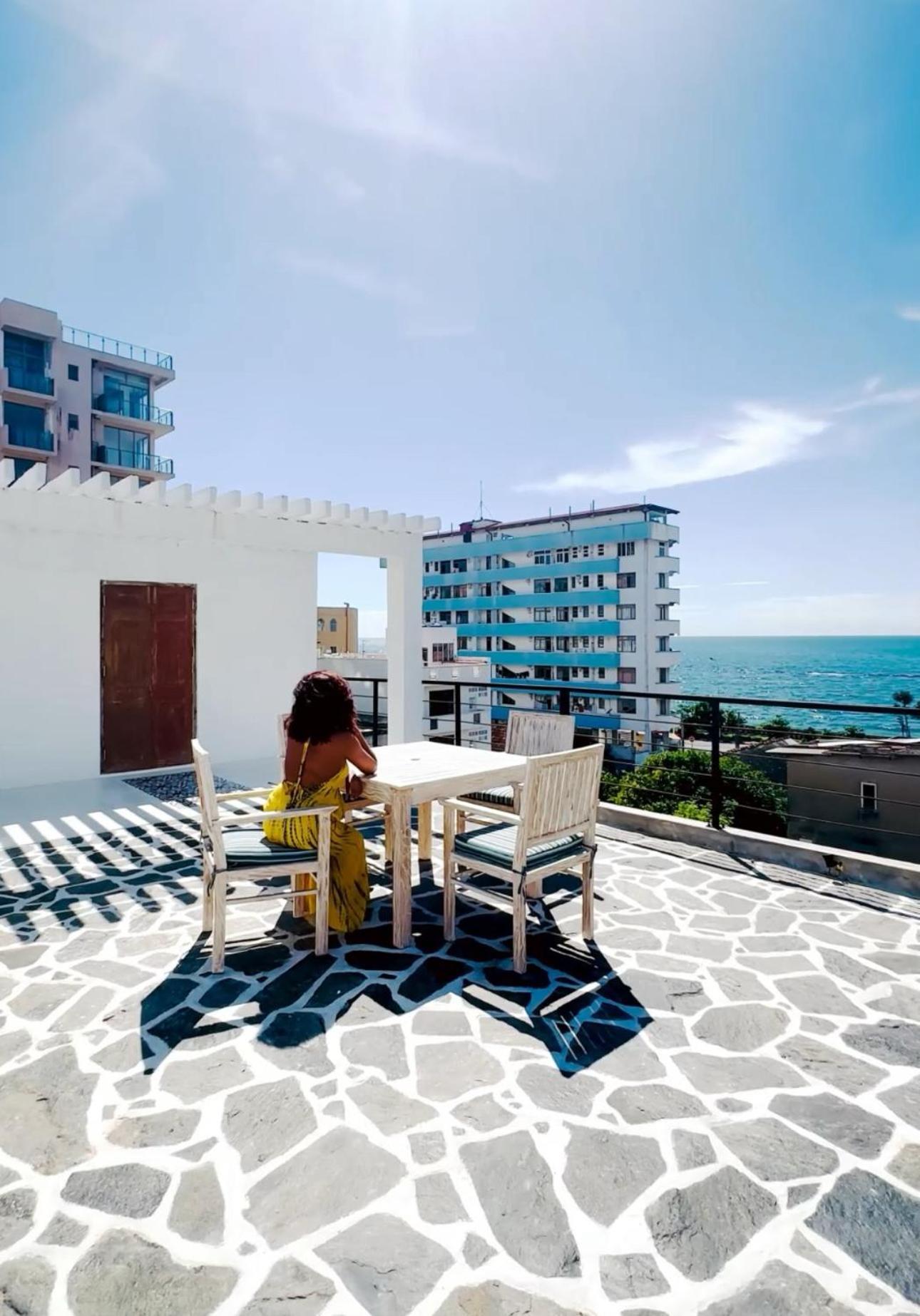 Sayura House Otel Kolombo Dış mekan fotoğraf