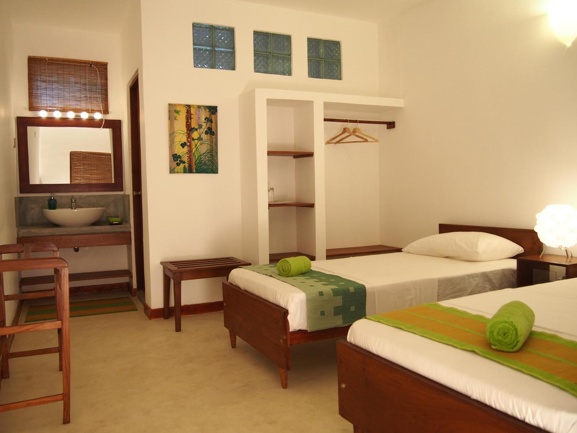 Sayura House Otel Kolombo Dış mekan fotoğraf