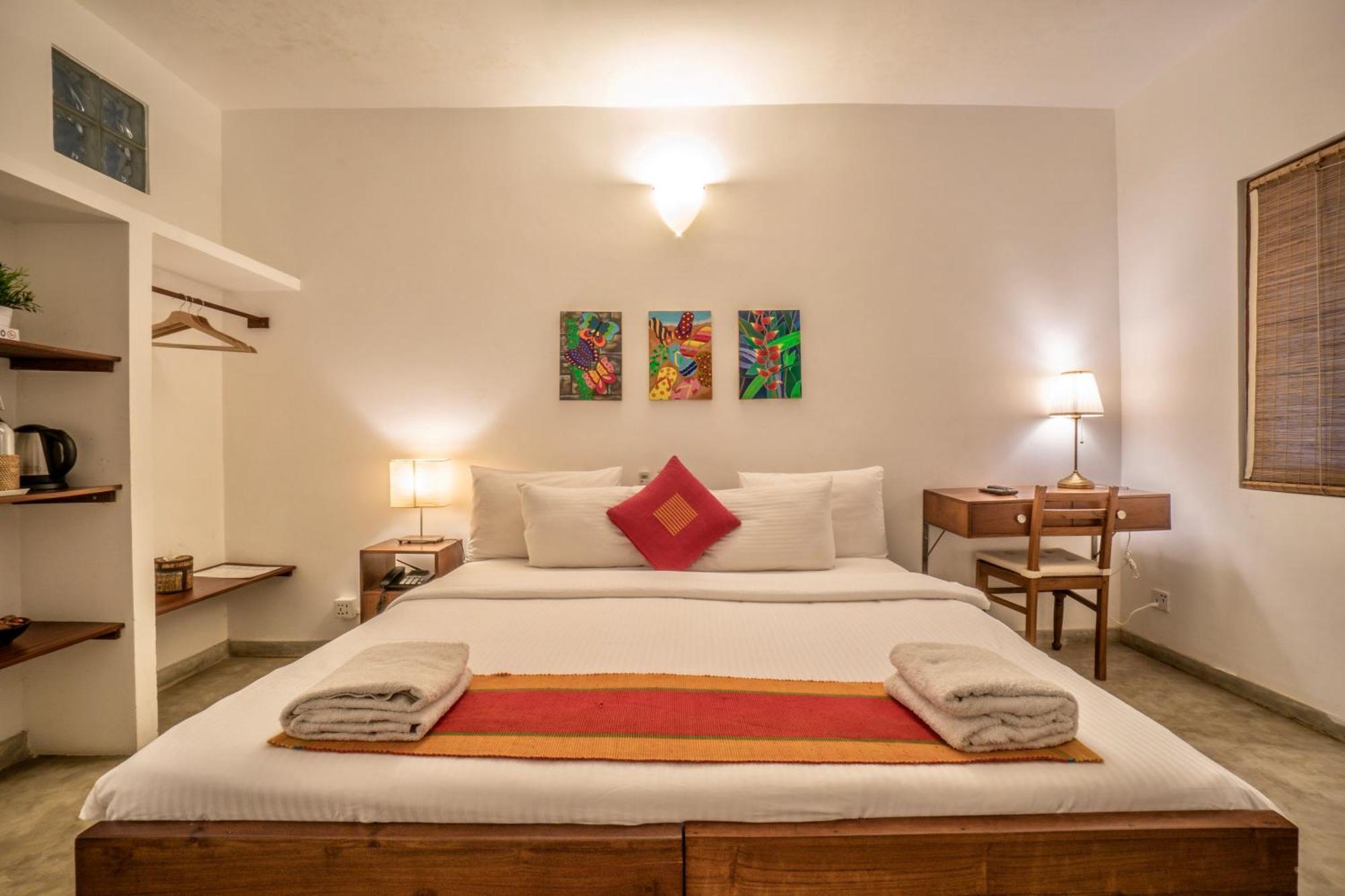 Sayura House Otel Kolombo Dış mekan fotoğraf