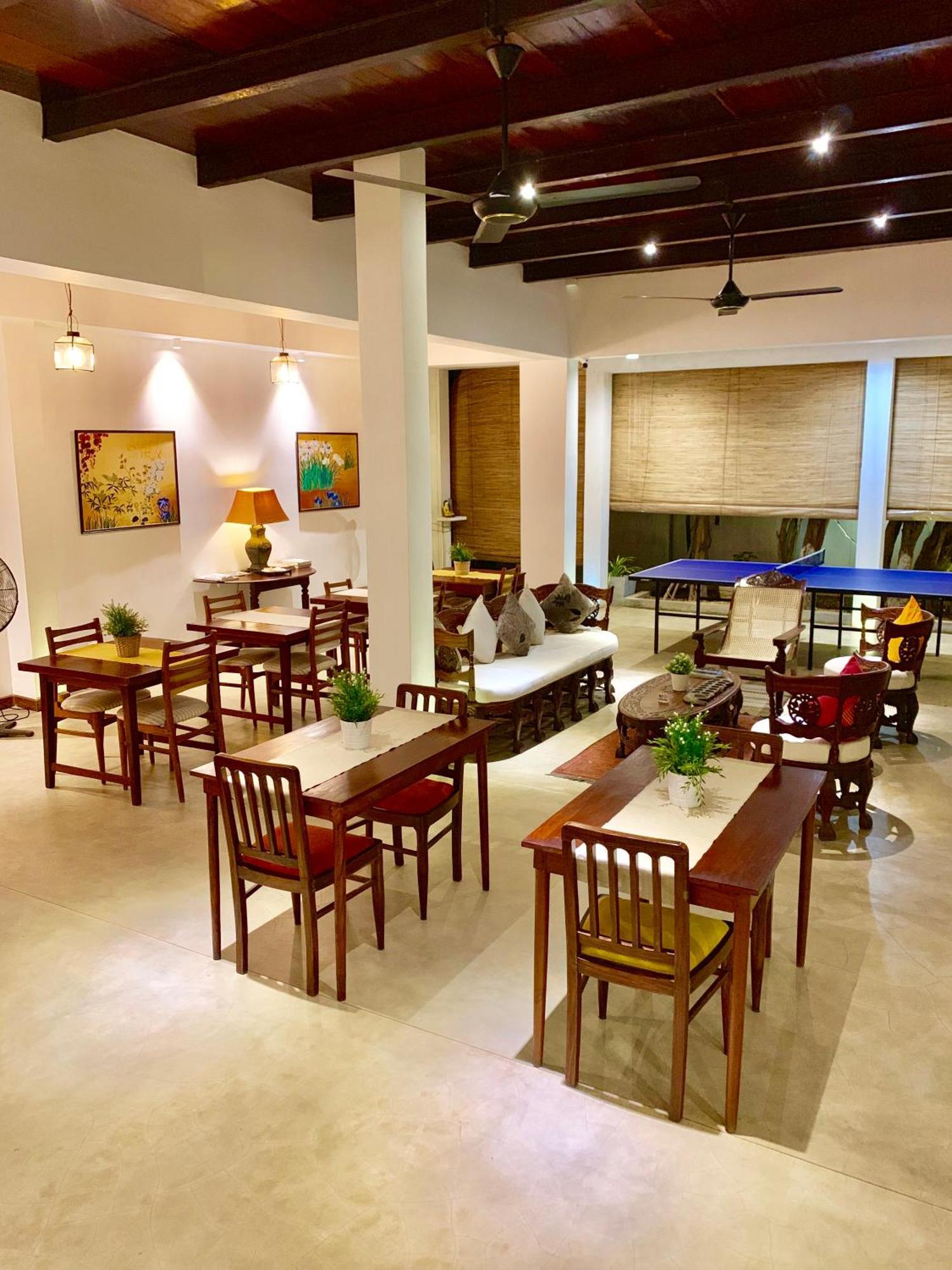 Sayura House Otel Kolombo Dış mekan fotoğraf