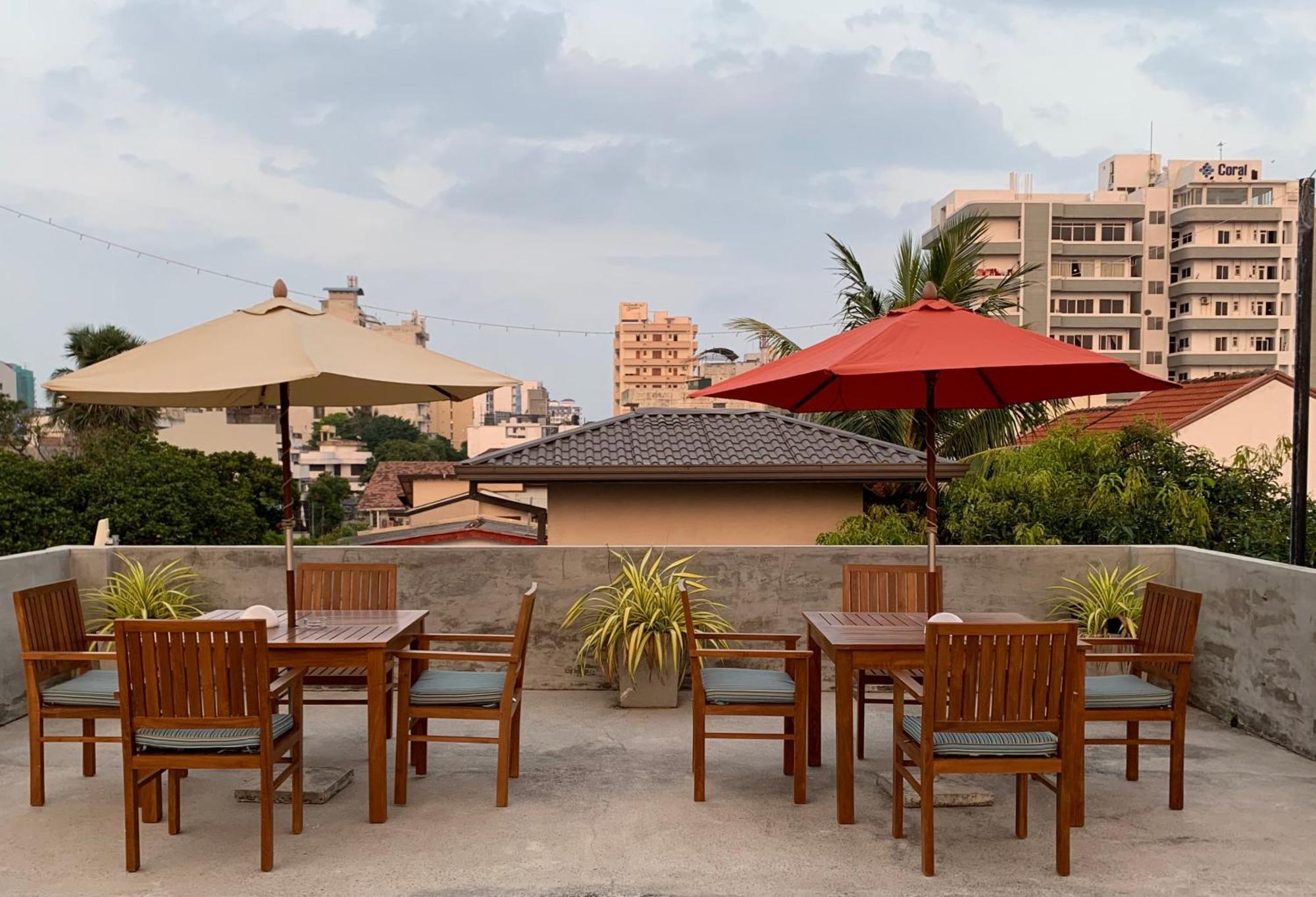 Sayura House Otel Kolombo Dış mekan fotoğraf