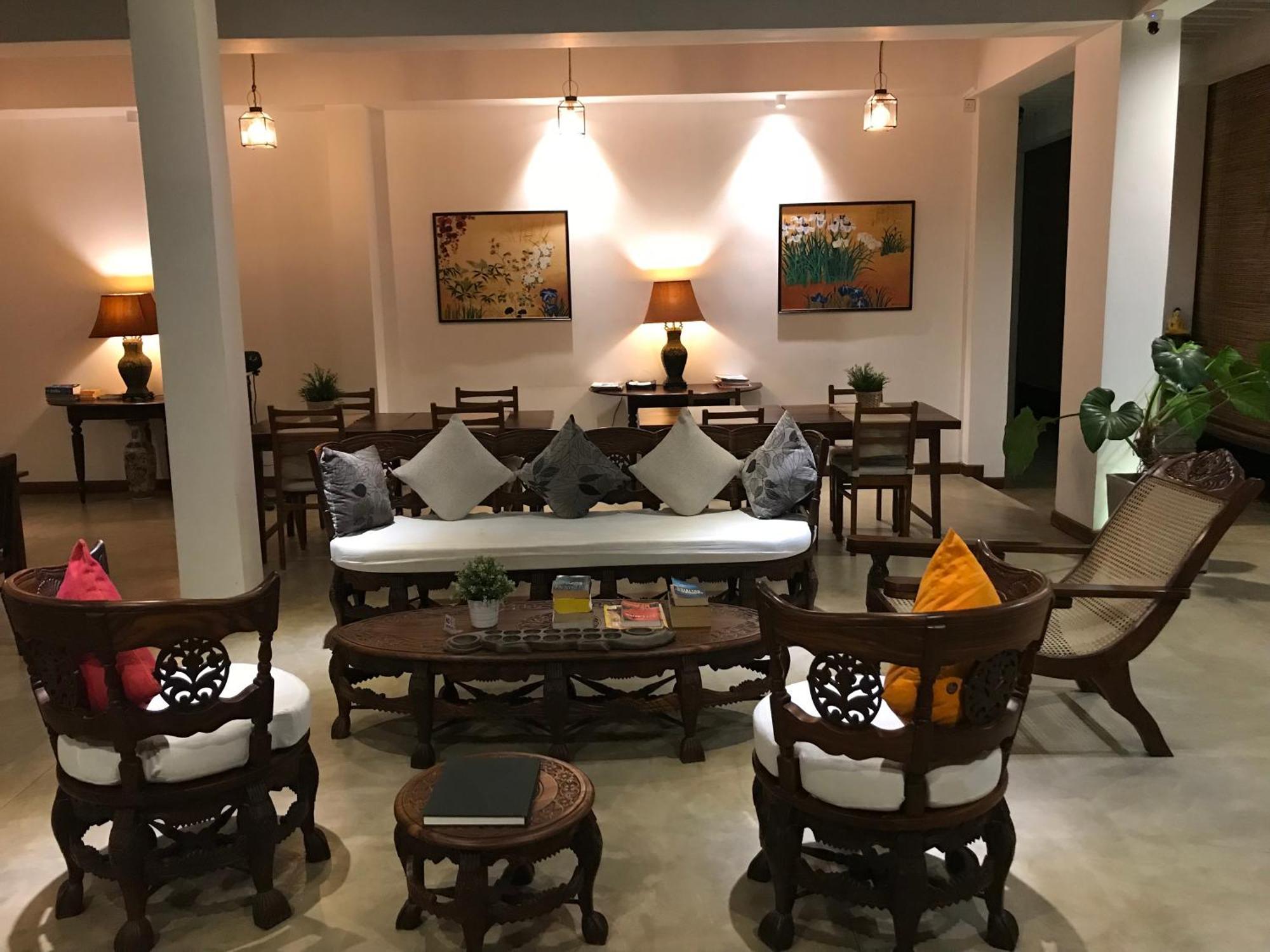Sayura House Otel Kolombo Dış mekan fotoğraf